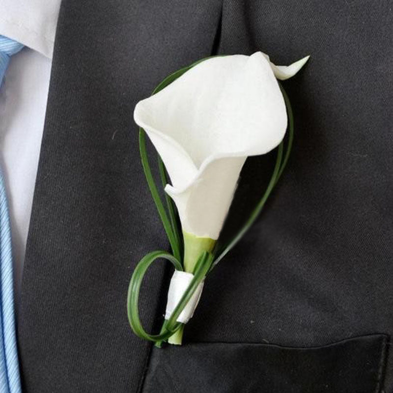 Calla Lily Groom’s Boutonnière