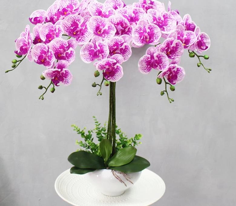 SilkTouch Butterfly Orchid Bouquet Realistic Home Decor Flowers With  Lifelike Phalaenopsis & Butterflies, Ideal For Weddings & Events. From  Wzh3310, $4